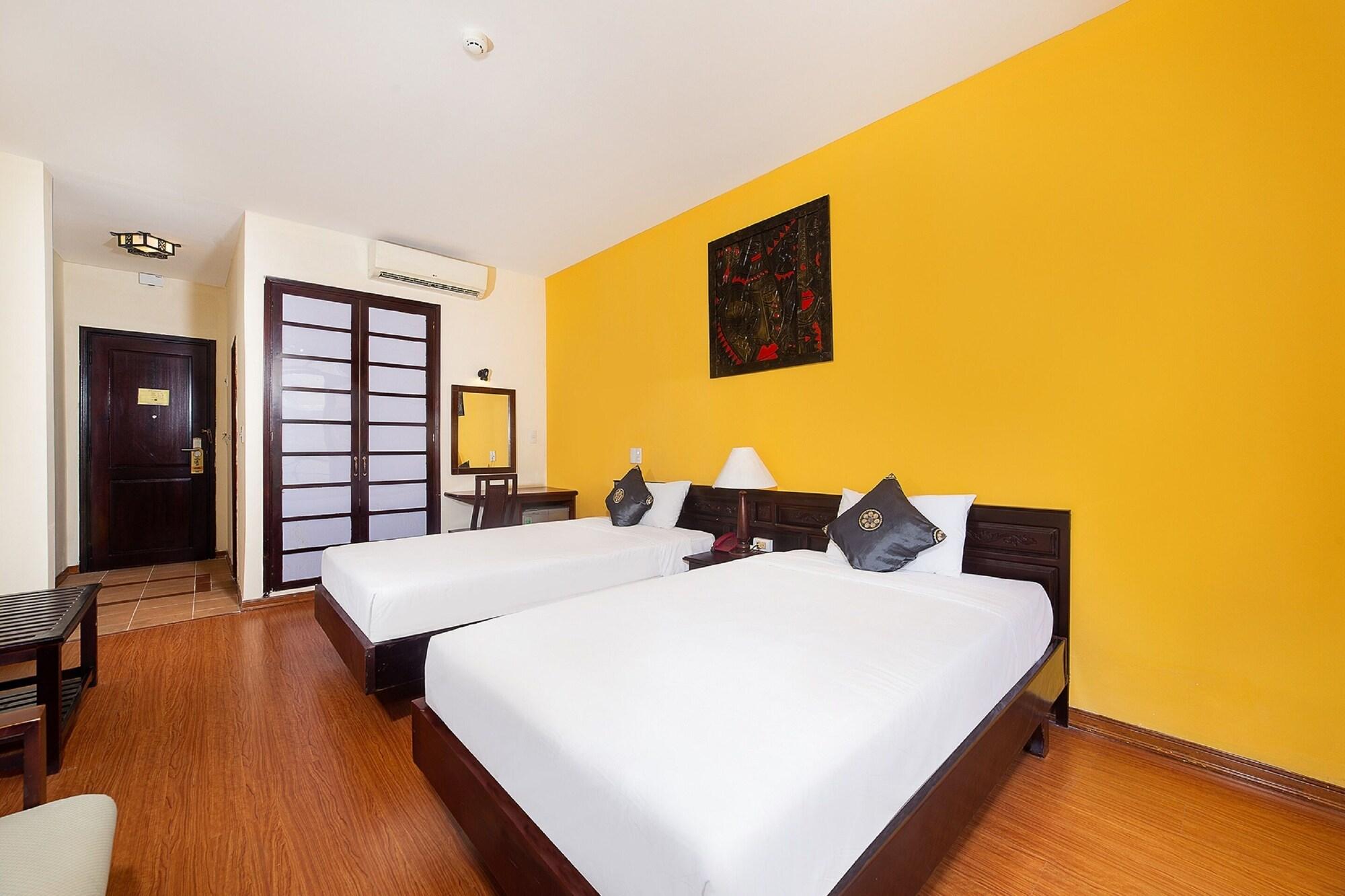 Gold Coast Da Nang Hotel Экстерьер фото
